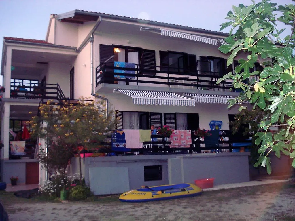 Apartments Jurlina Seline Croatia