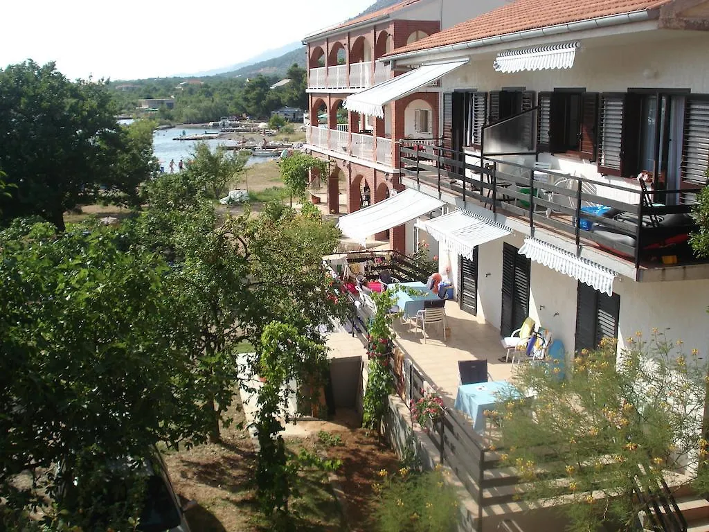 Apartments Jurlina Seline Croatia