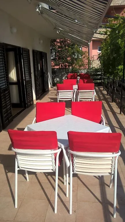 Apartments Jurlina Seline